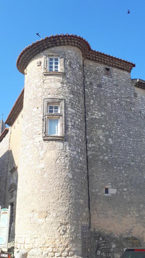 La Garde Adhemar, L'Escalier Medieval Buitenkant foto